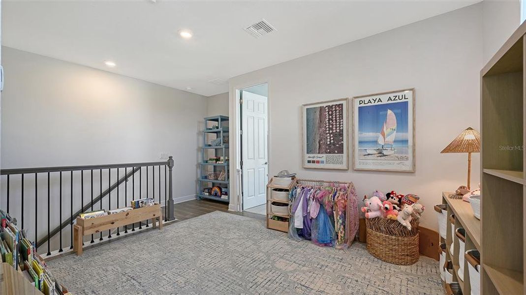 Furnished interior view inside a new home in , Bradenton (Image 18).