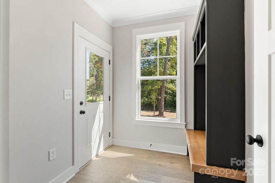 Spacious, unfurnished interior of a new home in , Lewisville (Image 33).