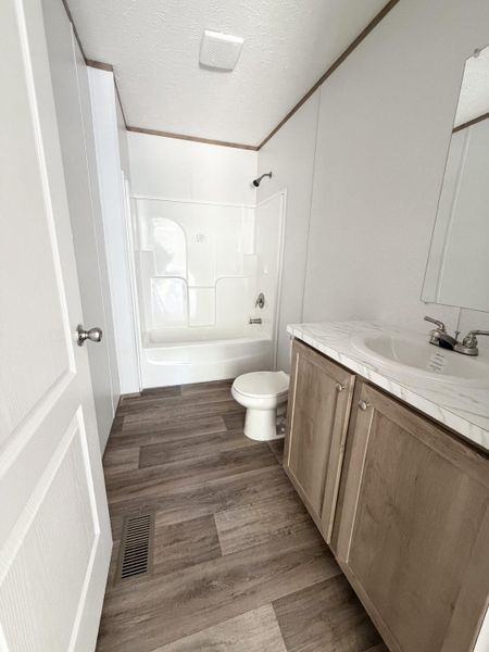 Image 18 of a home in .