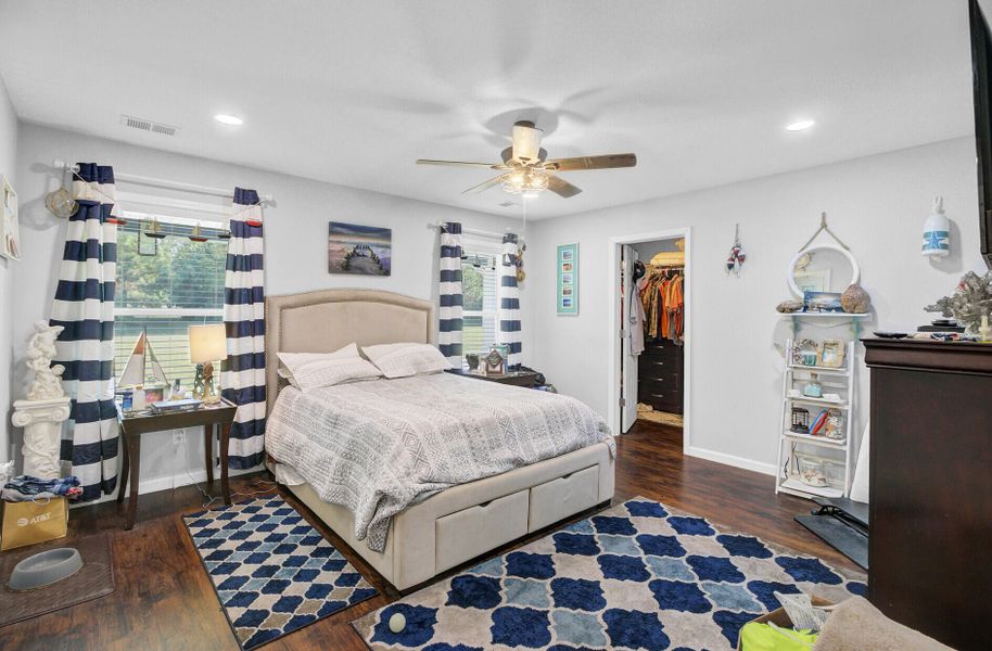 Furnished interior view inside a new home in , Cottageville (Image 8).