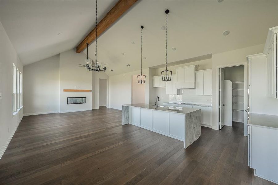 Image 38 of a home in Matthews Farms.