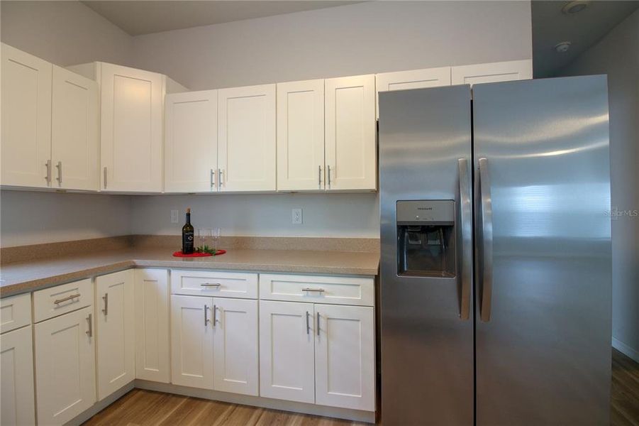Furnished interior view inside a new home in , Sebring (Image 4).