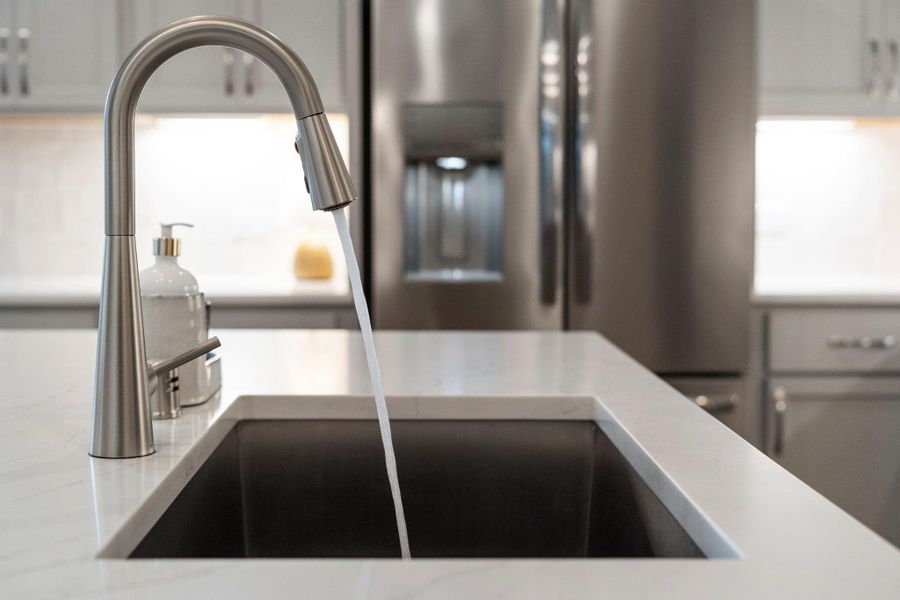 Moen faucet and single basin sink Moen faucet and single basin sink