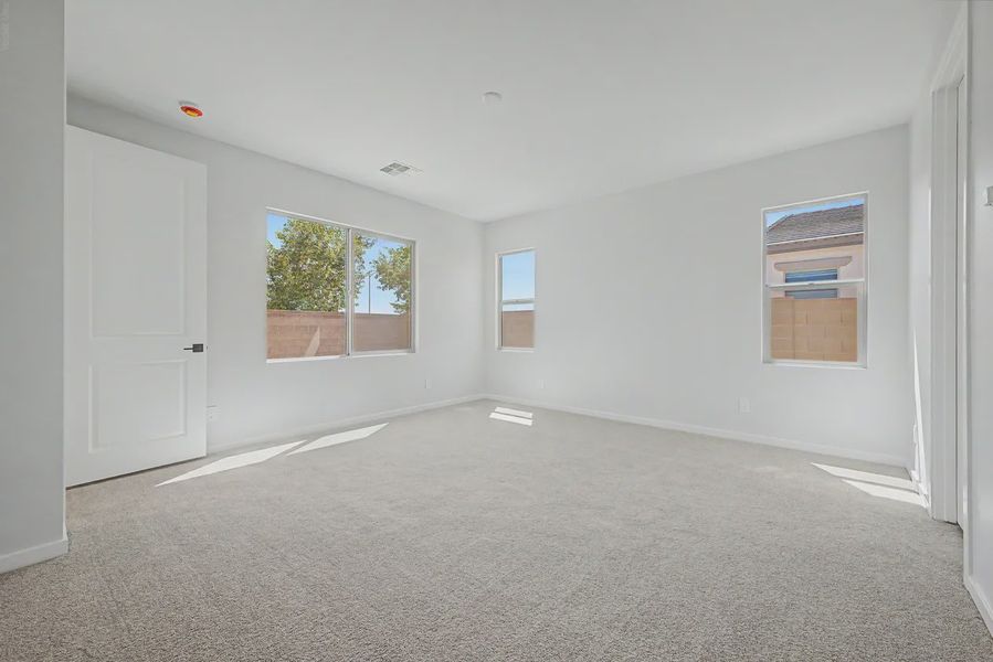 Spacious, unfurnished interior of a new home in Avanti at Granite Vista, Waddell (Image 28).