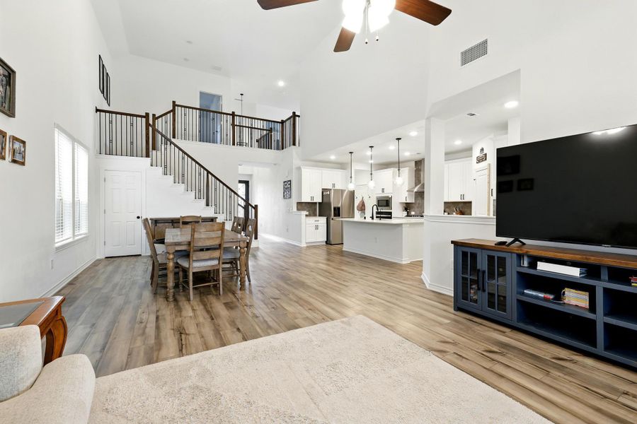 Image 27 of a home in Mavera. Image 27 of a home in Mavera.