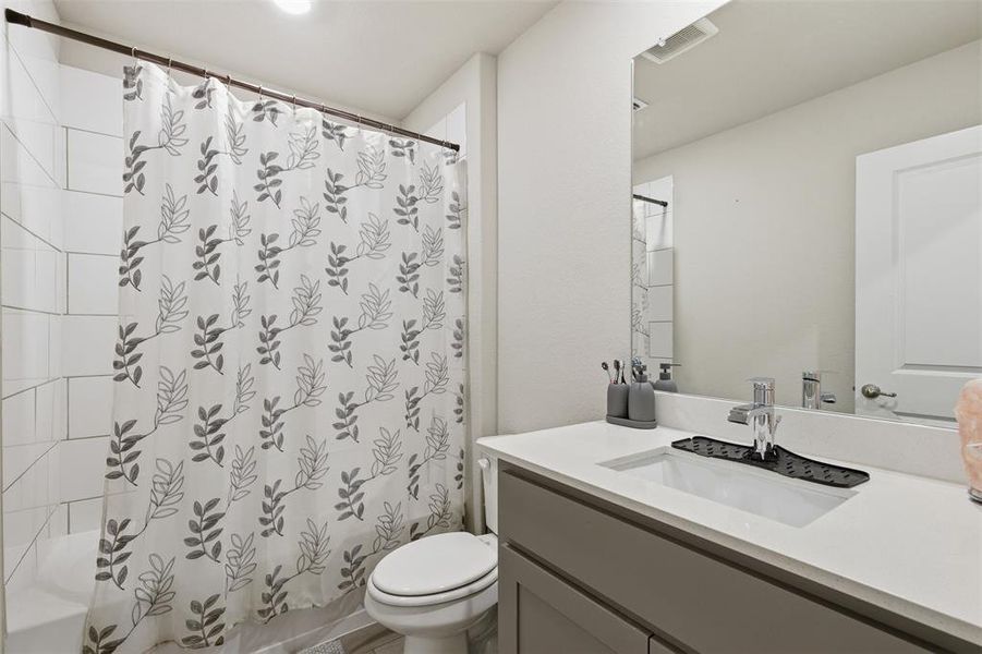 Furnished interior view inside a new home in , Burleson (Image 6).