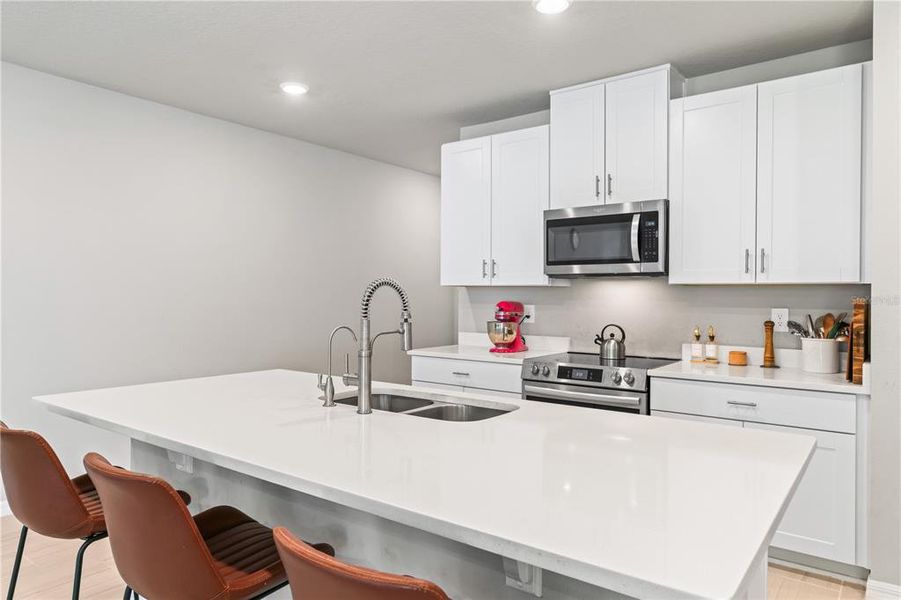 Furnished interior view inside a new home in , Wesley Chapel (Image 39).