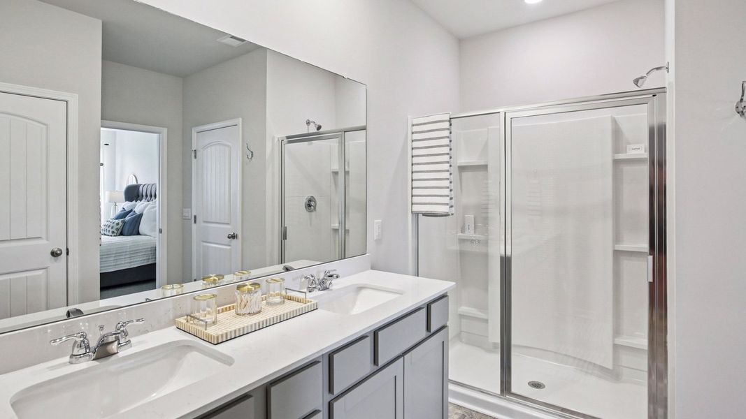 Representative furnished interior of a home built from the SALEM by D.R. Horton in Pottsview, Smyrna (Image 26).