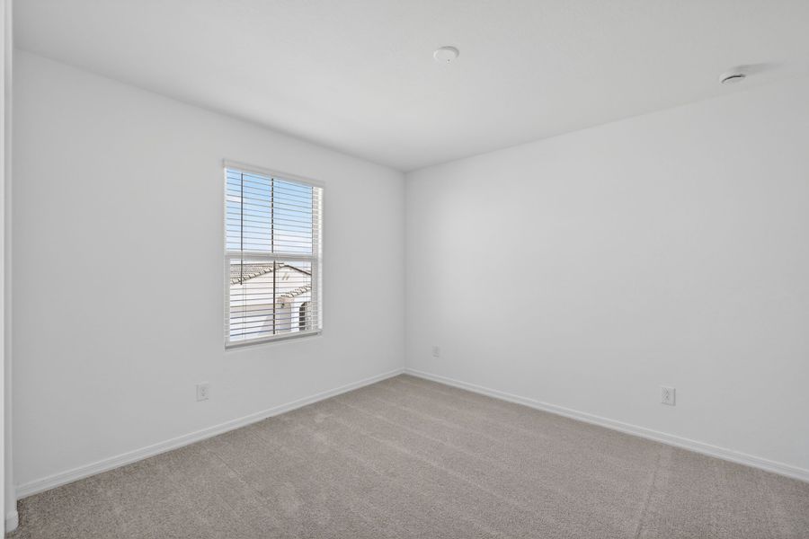 Spacious, unfurnished interior of a new home in Artisan at Asante, Surprise (Image 24).