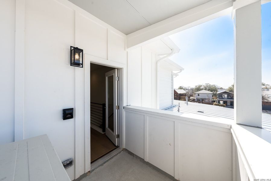 Exterior details and patio area of a home in , San Antonio (Image 3).