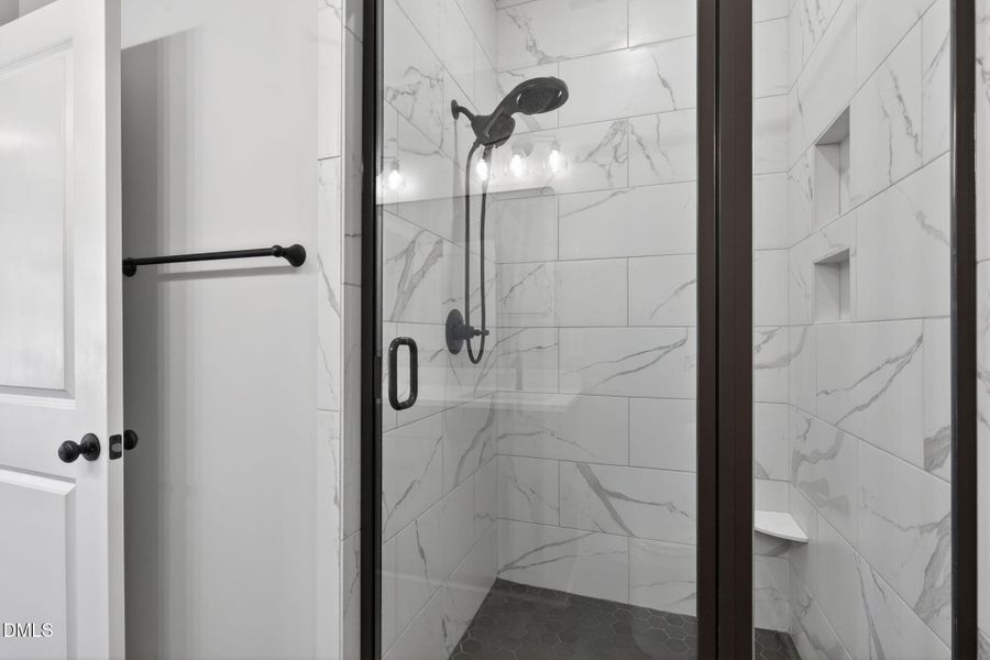 27-web-or-mls-3818-valleyfield-ln-elm-ci