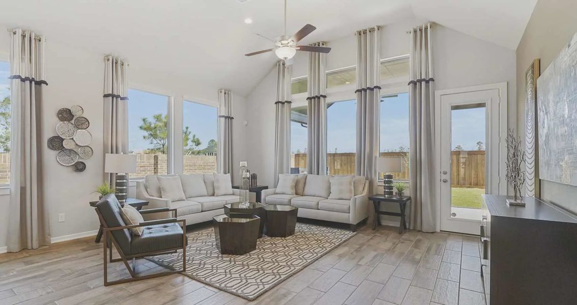 Representative furnished interior of a home built from the Lynnbrook by Chesmar Homes in Attwater 55s, Waller (Image 5). Representative furnished interior of a home built from the Lynnbrook by Chesmar Homes in Attwater 55s, Waller (Image 5).