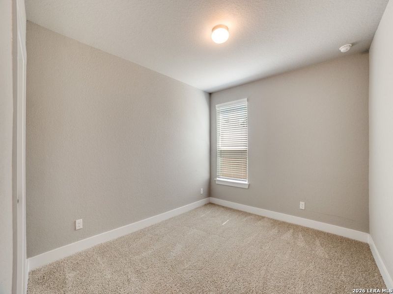 Spacious, unfurnished interior of a new home in Stillwater Ranch, San Antonio (Image 23).