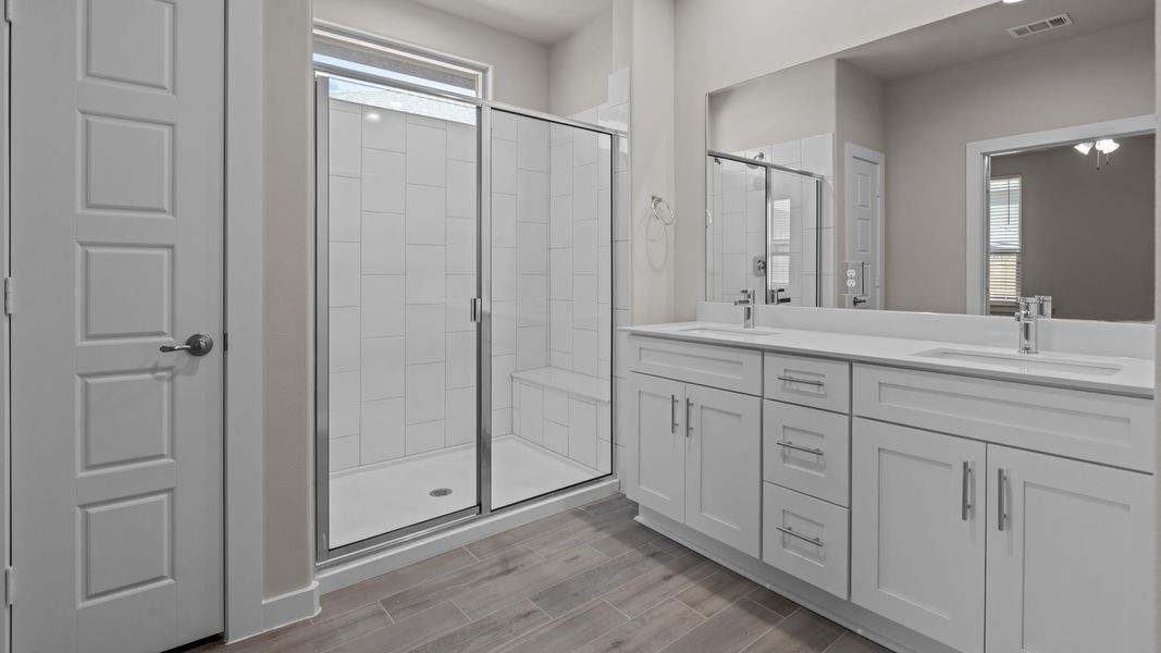 Furnished interior view inside a new home in Northwest Passage, Midland (Image 7).