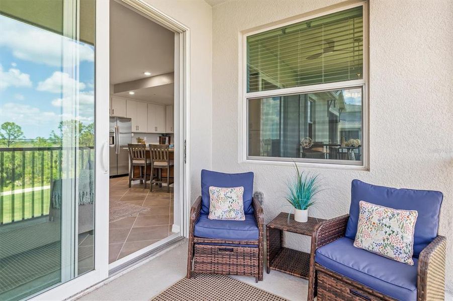 Exterior details and patio area of a home in , Venice (Image 21).