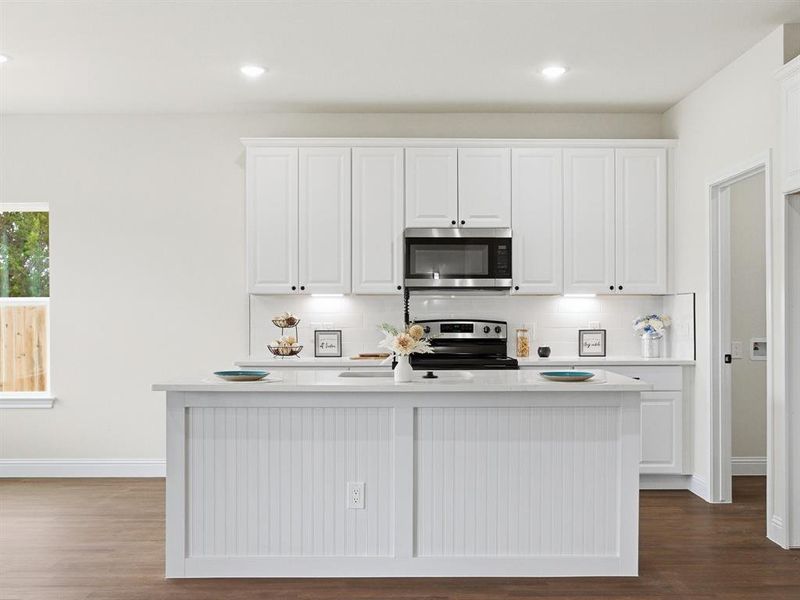 Furnished interior view inside a new home in , Granbury (Image 9).
