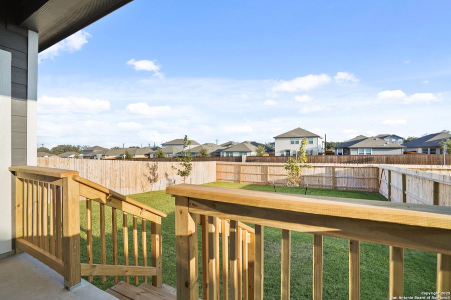 Exterior details and patio area of a home in Abbott Place, St. Hedwig (Image 19).