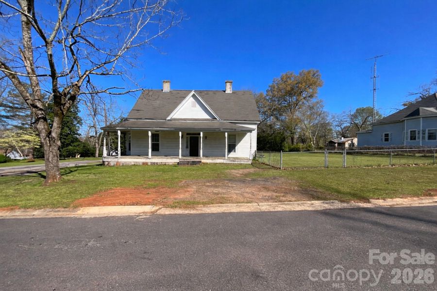 Exterior details and patio area of a home in , Winnsboro (Image 10).