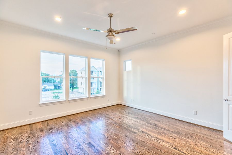 Spacious, unfurnished interior of a new home in The Brownstones at East Quarter, Dallas (Image 14). Spacious, unfurnished interior of a new home in The Brownstones at East Quarter, Dallas (Image 14).