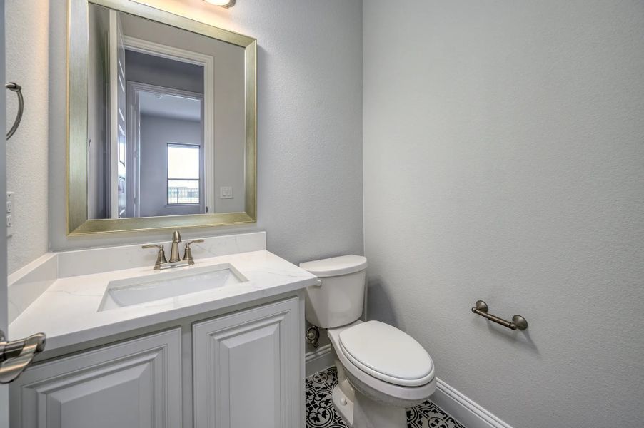 Representative furnished interior of a home built from the Portico by Stonehollow Homes in Heritage Grove, Blue Ridge (Image 8).