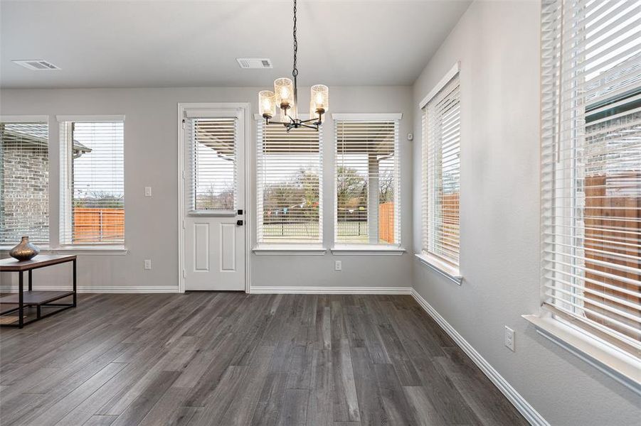 Spacious, unfurnished interior of a new home in Morningstar, Aledo (Image 24).