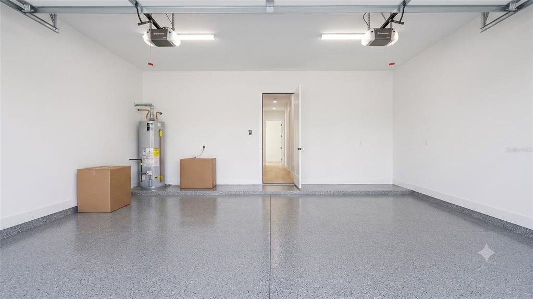 Spacious, unfurnished interior of a new home in , North Port (Image 23).