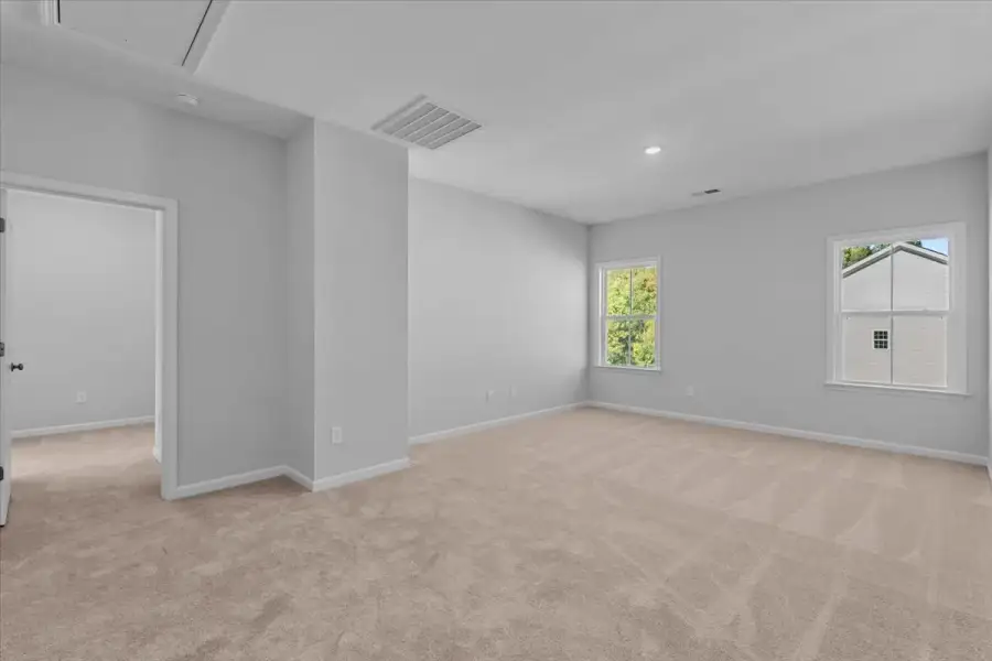 Spacious, unfurnished interior of a new home in Lilah Grove, Summerfield (Image 44).