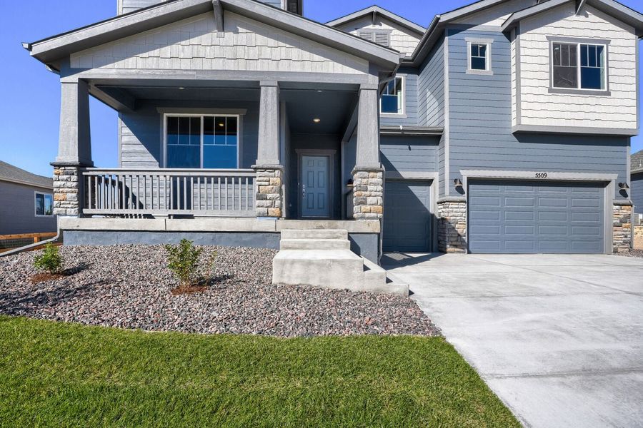 3,572sf New Home in Elizabeth, CO.  - Slide 5