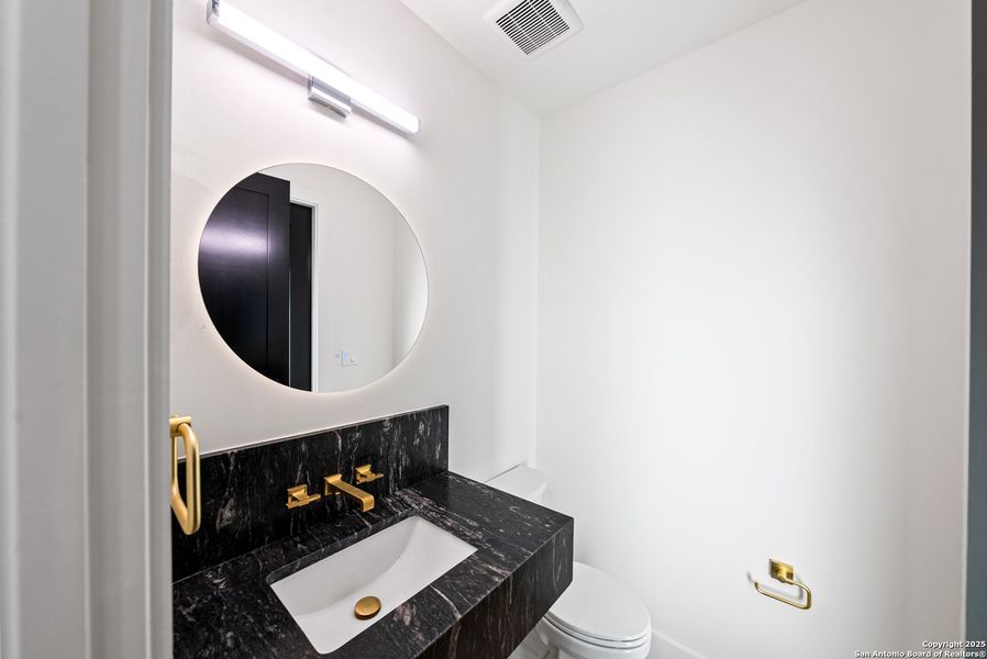 Furnished interior view inside a new home in , San Antonio (Image 40). Furnished interior view inside a new home in , San Antonio (Image 40).