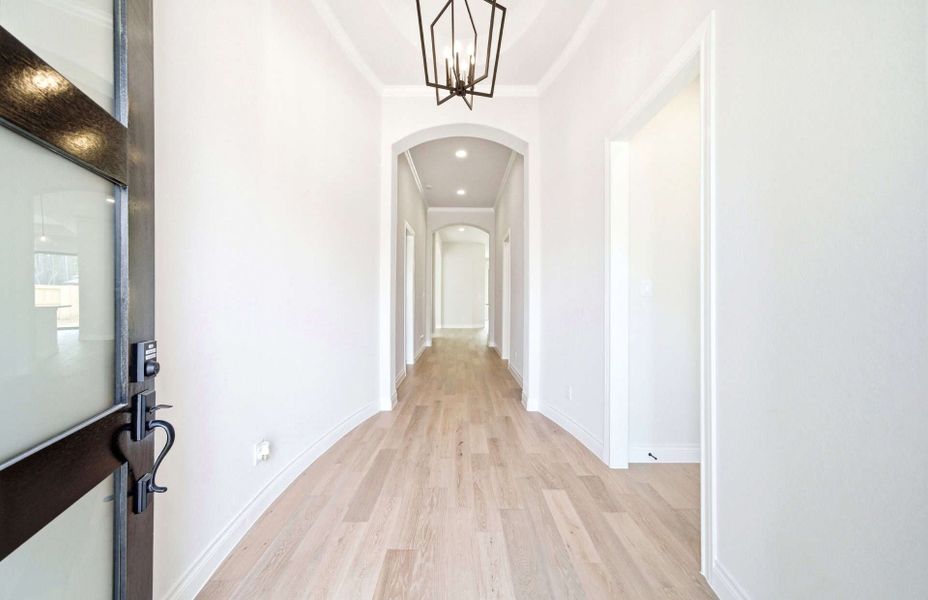 Spacious, unfurnished interior of a new home in The Highlands 55′, Porter (Image 20).