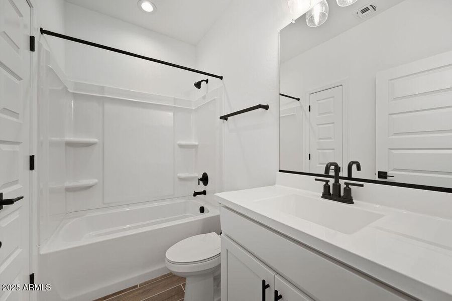 8827 W PASADENA Avenue - Ready Now! 8827 W PASADENA Avenue - Ready Now!