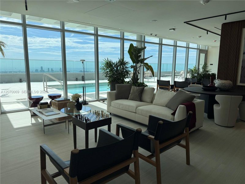 Community amenities in , Miami (Image 35). Community amenities in , Miami (Image 35).