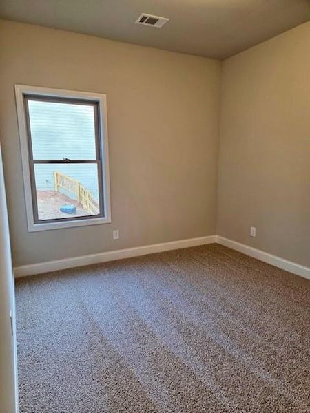 Spacious, unfurnished interior of a new home in , Waleska (Image 18).