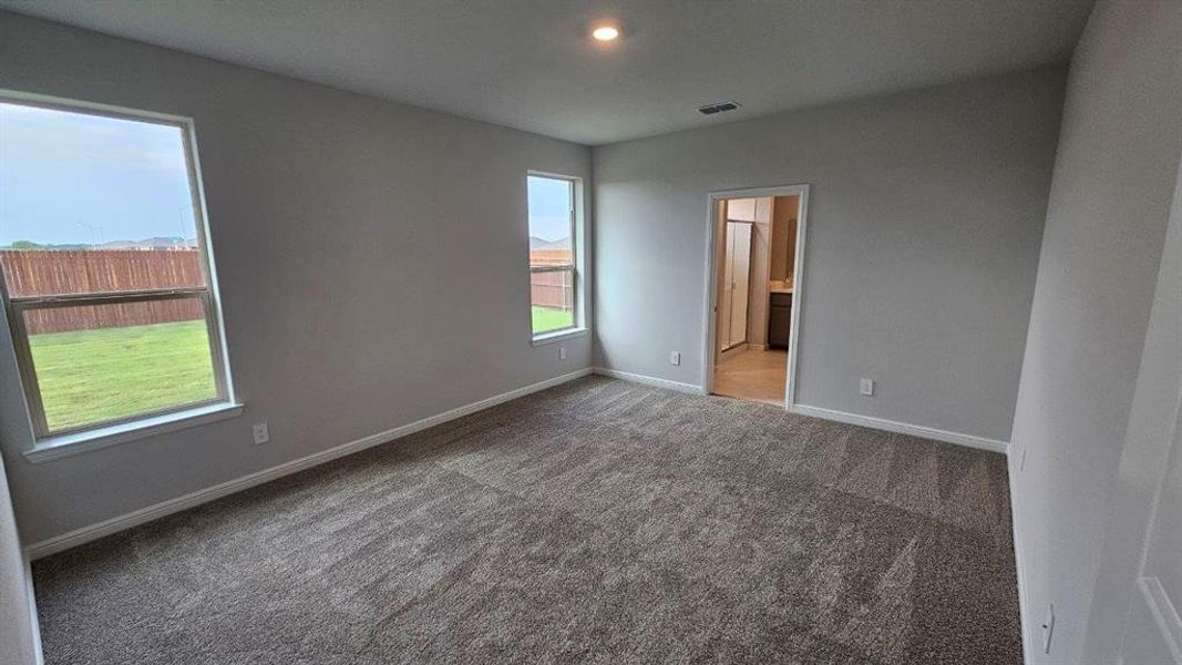 Spacious, unfurnished interior of a new home in Monarch at the Meadows, Ponder (Image 14).