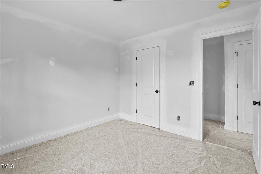 18-Lan 129 Carriage Loop-18