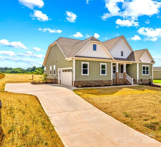 Long driveway for extra parking.