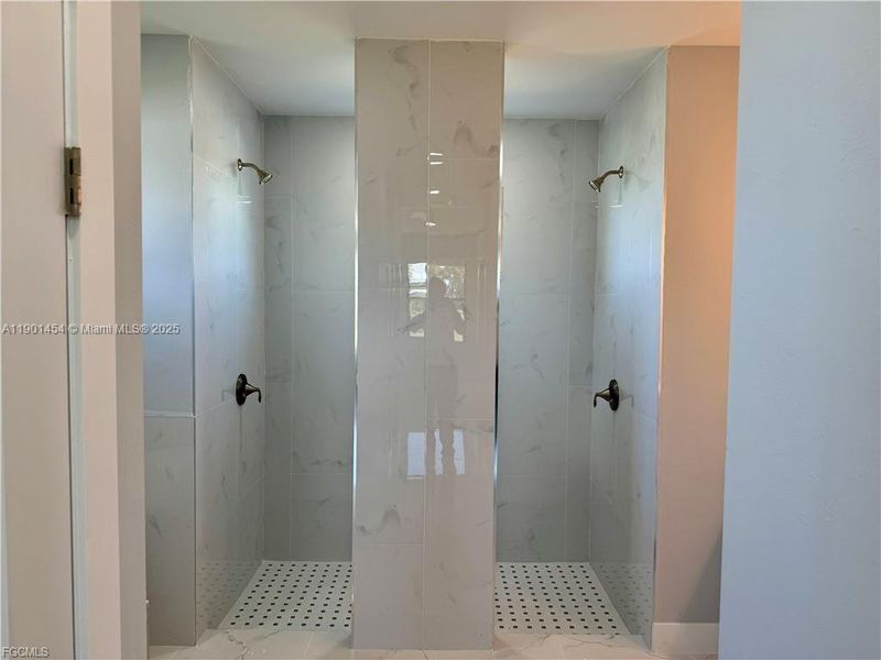 Furnished interior view inside a new home in , Cape Coral (Image 7). Furnished interior view inside a new home in , Cape Coral (Image 7).