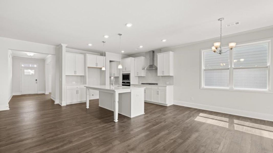 Image 70 of a home in Hamptons at Riverwood East.