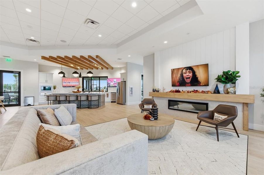 Community amenities in , North Port (Image 38).