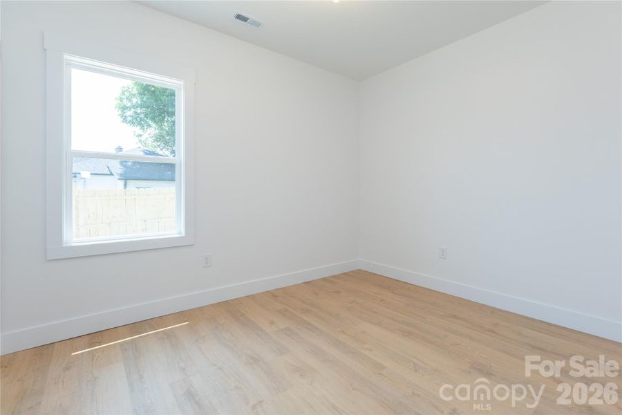 Spacious, unfurnished interior of a new home in , Concord (Image 27).