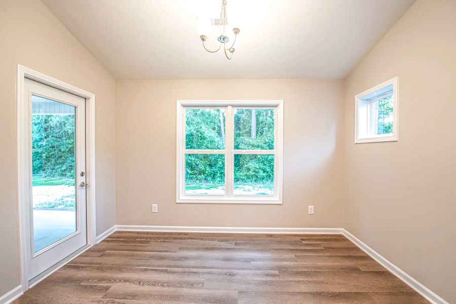 Representative unfurnished interior of a home built from the Bayhill A by JC Jackson Homes,LLC in Heritage Pointe, Newport (Image 19).