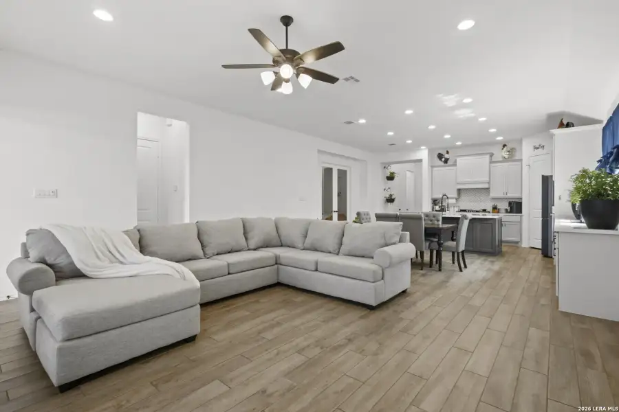 Furnished interior view inside a new home in Meadows of Mill Creek, Seguin (Image 32).