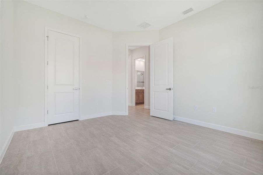 Spacious, unfurnished interior of a new home in Toscana, Palm Coast (Image 37). Spacious, unfurnished interior of a new home in Toscana, Palm Coast (Image 37).