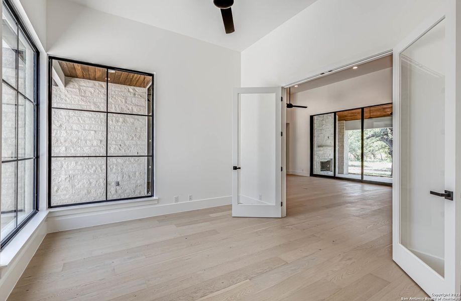 Image 43 of a home in . Image 43 of a home in .