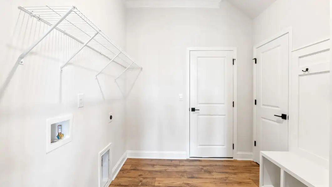 Spacious, unfurnished interior of a new home in Alder Pond, Campobello (Image 30).
