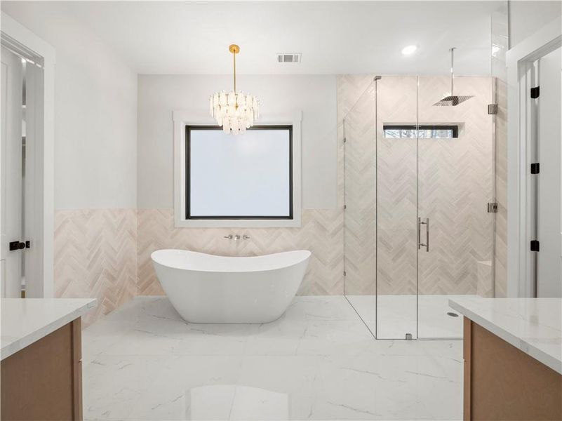 Furnished interior view inside a new home in , Gainesville (Image 7).