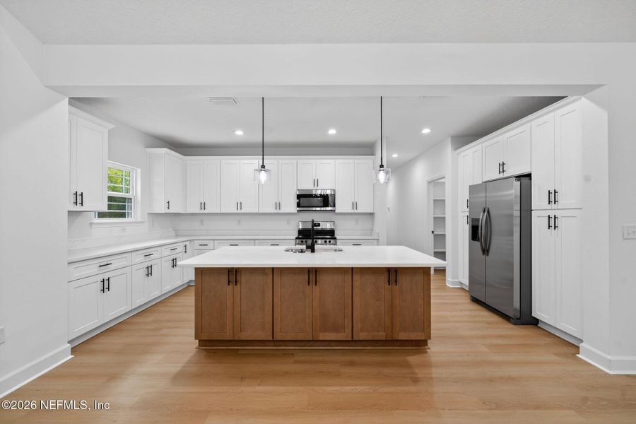 Furnished interior view inside a new home in , Middleburg (Image 7).