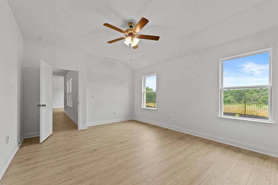 Spacious, unfurnished interior of a new home in Riverview, Georgetown (Image 14). Spacious, unfurnished interior of a new home in Riverview, Georgetown (Image 14).
