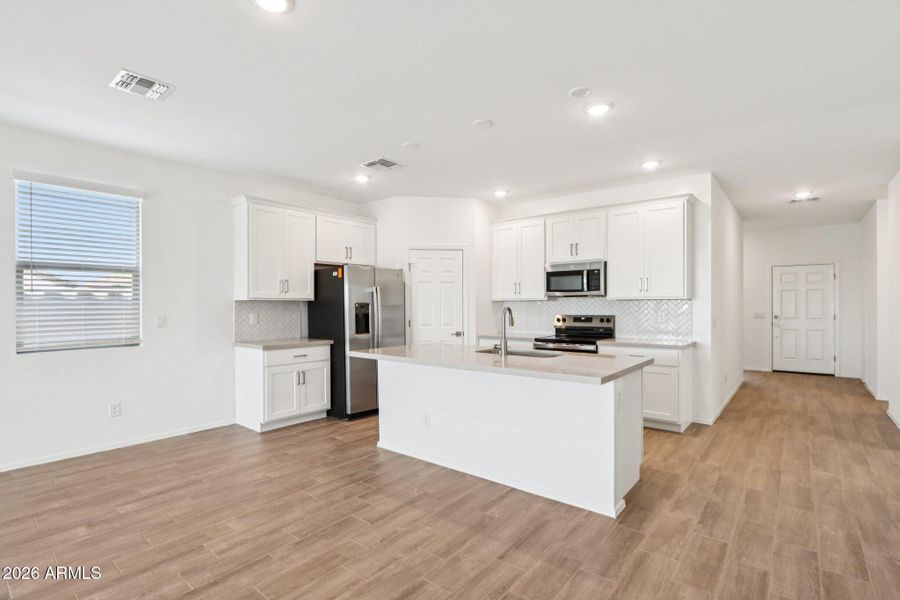 11-web-or-mls-W Bowker St-S2803-011 11-web-or-mls-W Bowker St-S2803-011