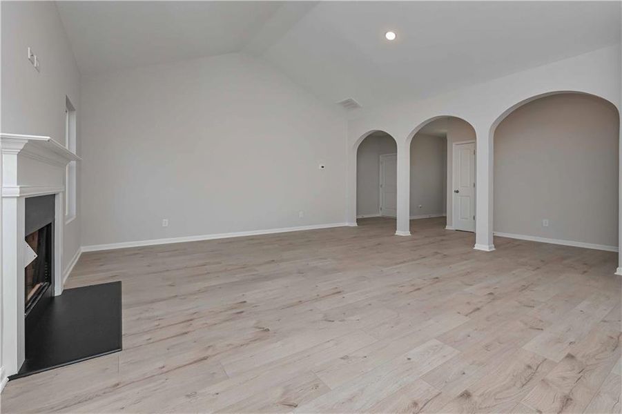 Spacious, unfurnished interior of a new home in , Villa Rica (Image 19).